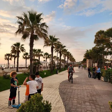 Seaside Appartement Golem (Tirana)